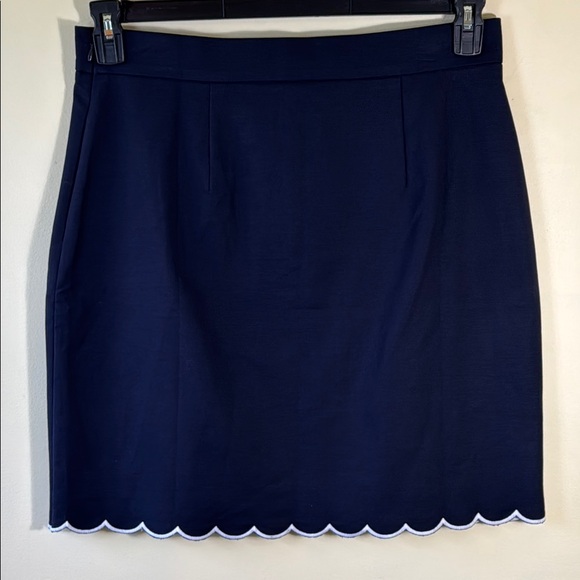 Ann Taylor Skirt Navy Blue Scalloped Hem Midi in Size 12 NWT - Picture 6 of 6